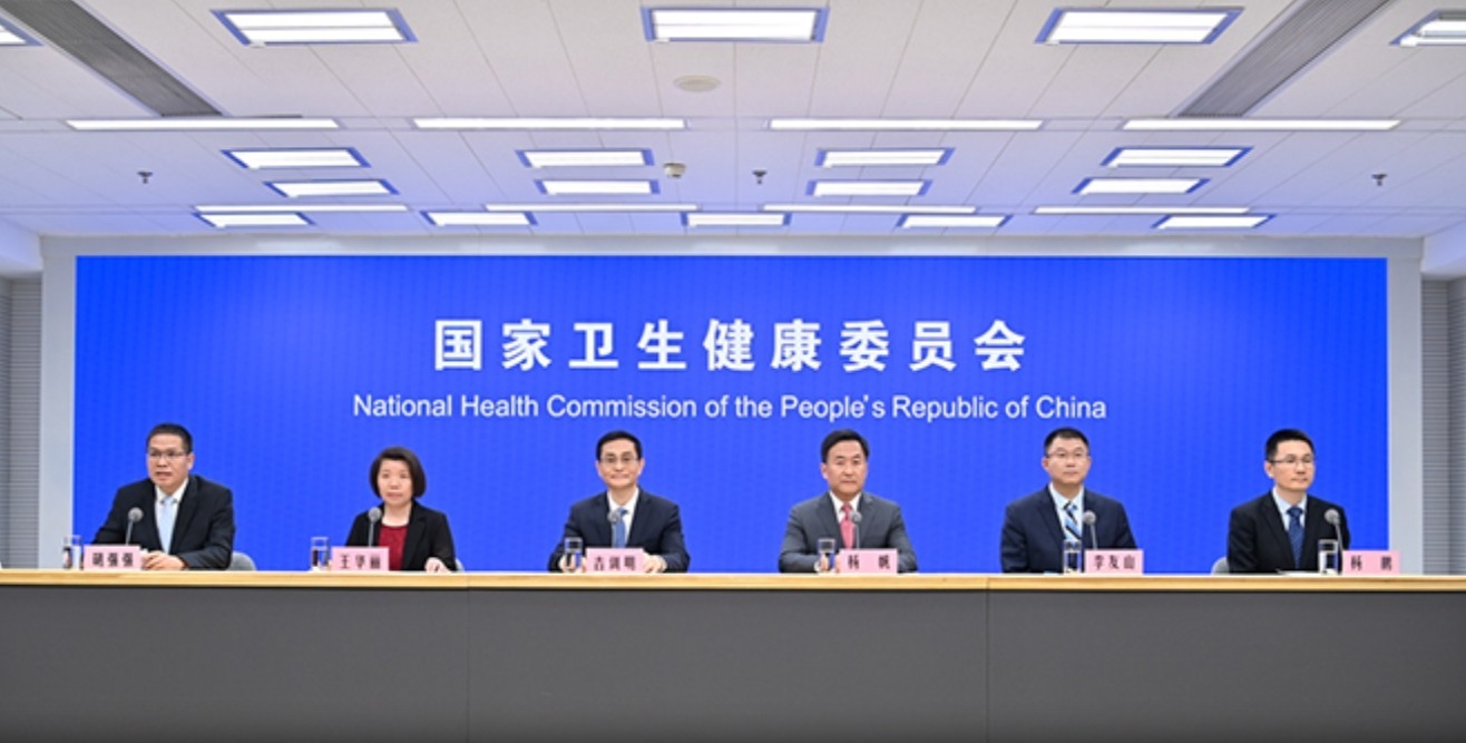 国家卫生健康委新闻发布会上，专家提醒——老年人沉迷短视频会影响身心健康